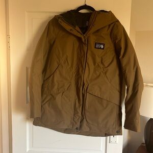 Mountain Hardware down insulated jacket